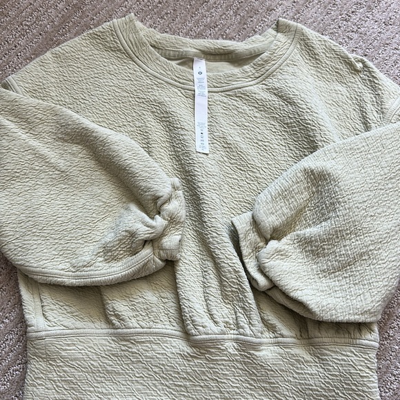 Lululemon Textured Crewneck Pullover Dew Green - Picture 6 of 9
